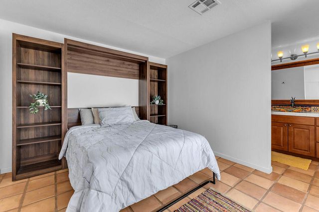 52905 Avenida Herrera, La Quinta, CA 92253