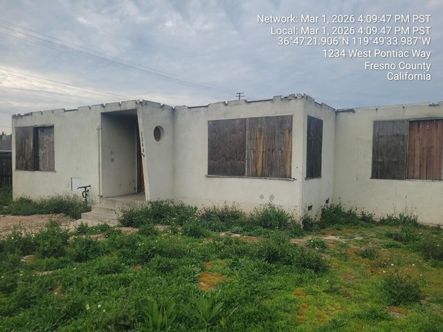 1244 W Pontiac Way, Fresno, CA 93705