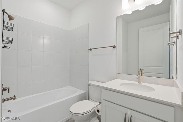 1645 Serena AVE, Naples, FL 34120