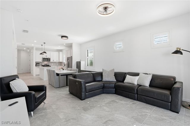 1645 Serena AVE, Naples, FL 34120