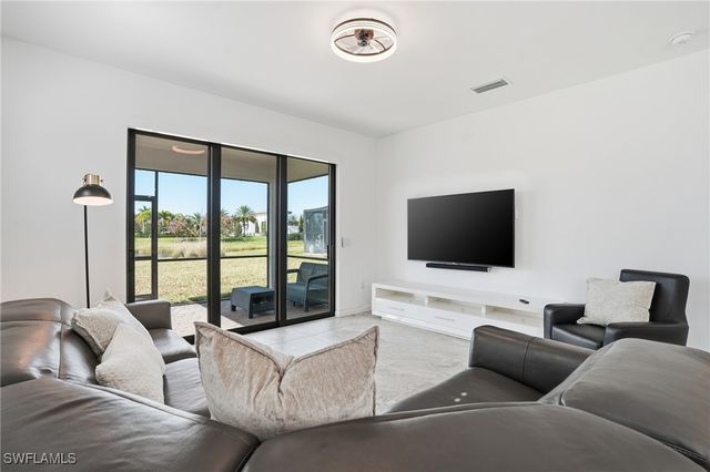 1645 Serena AVE, Naples, FL 34120