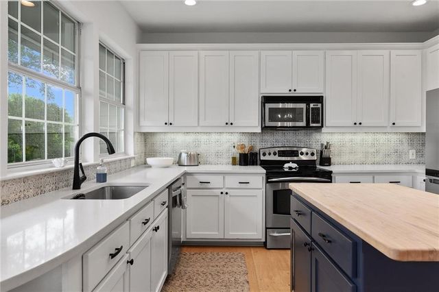 5224 Mccormick Mountain DR, Austin, TX 78734