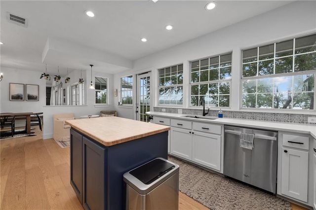 5224 Mccormick Mountain DR, Austin, TX 78734
