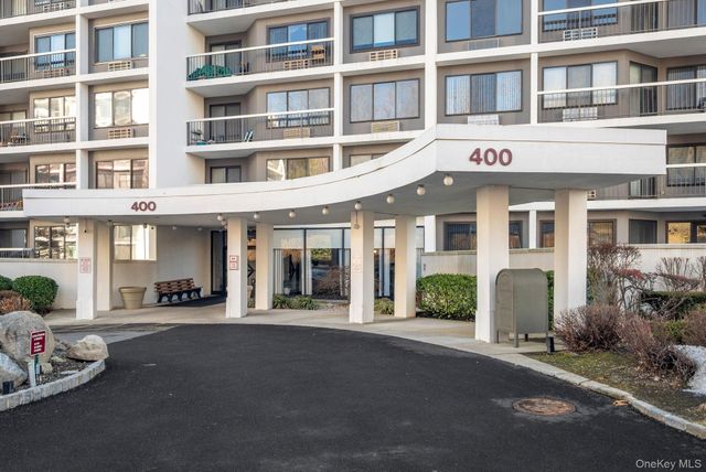 400 High Point Drive PH5, Hartsdale, NY 10530