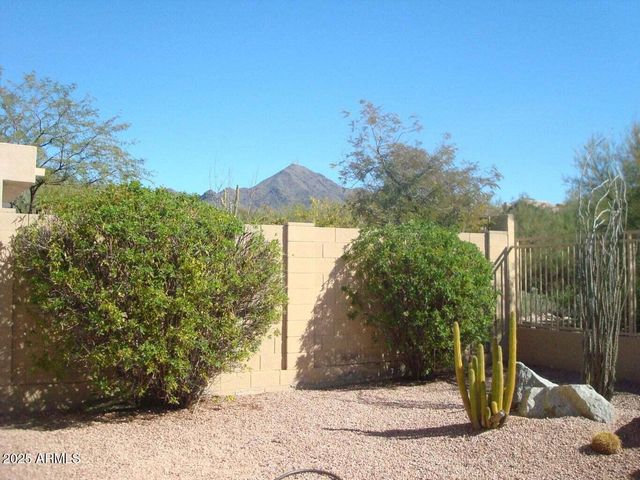 10465 E STAR OF THE DESERT Drive, Scottsdale, AZ 85255