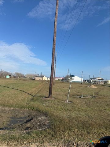 424 Clam Drive, Palacios, TX 77465