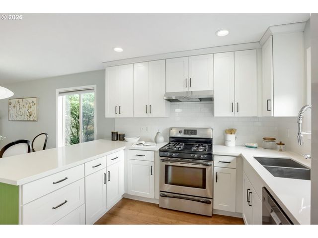 4908 Se 66TH Ave, Portland, OR 97206