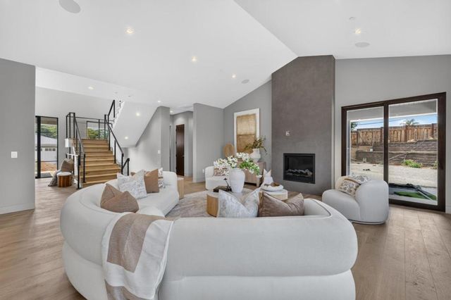 109 Sporleder Court, Los Gatos, CA 95032