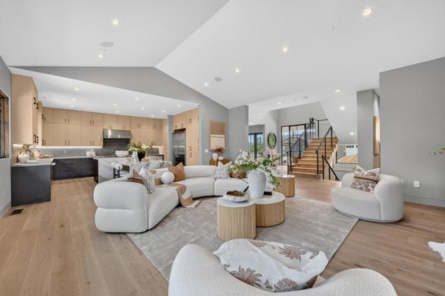 109 Sporleder Court, Los Gatos, CA 95032