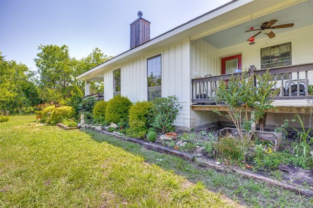 744 County Road 4910, Trenton, TX 75490