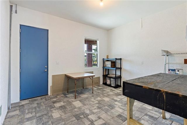 566 Coconut AVE, Goodland, FL 34140