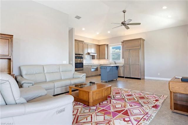 566 Coconut AVE, Goodland, FL 34140