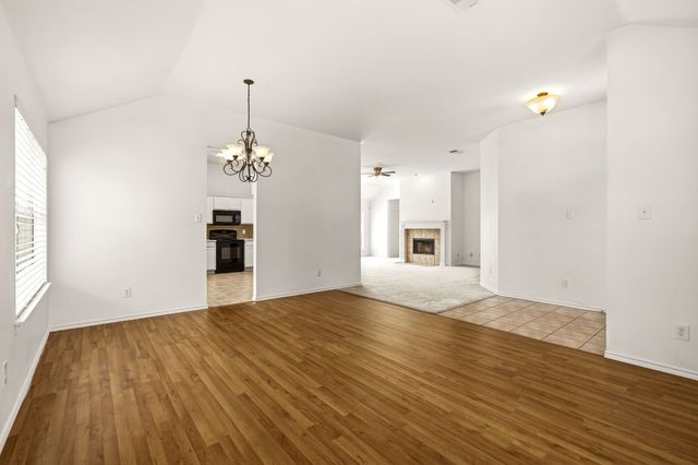 1138 Hampshire Lane, Cedar Hill, TX 75104