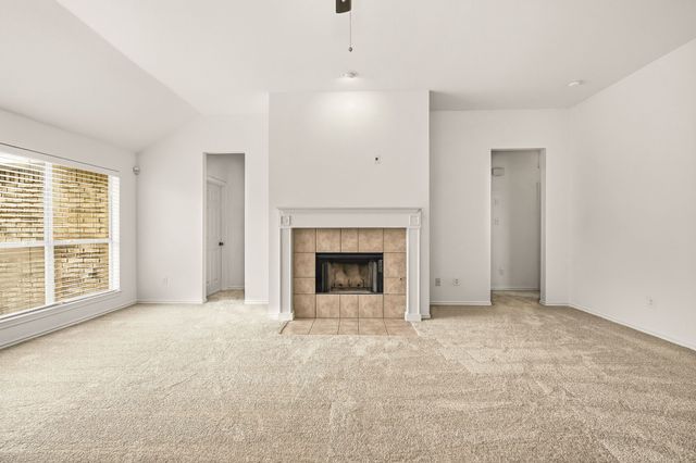 1138 Hampshire Lane, Cedar Hill, TX 75104