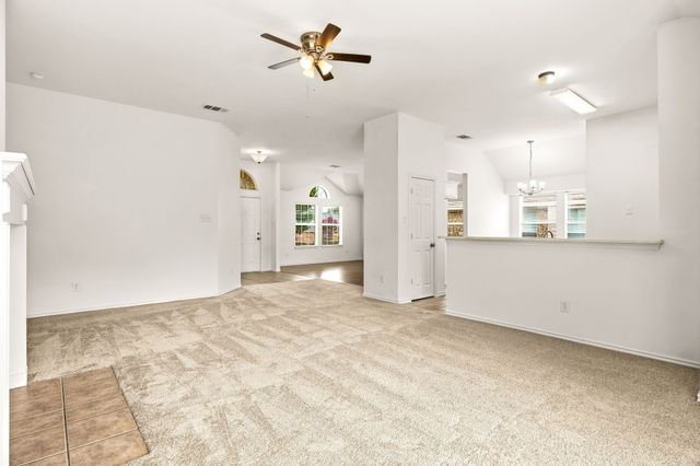 1138 Hampshire Lane, Cedar Hill, TX 75104