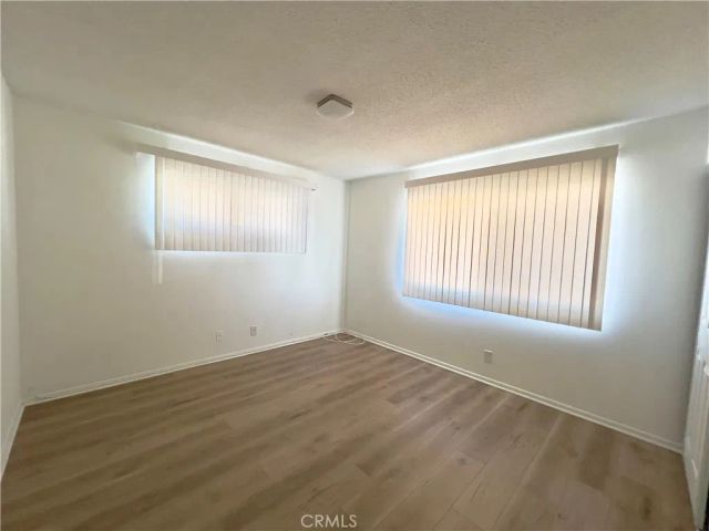 1521 W Westmont, Hemet, CA 92543