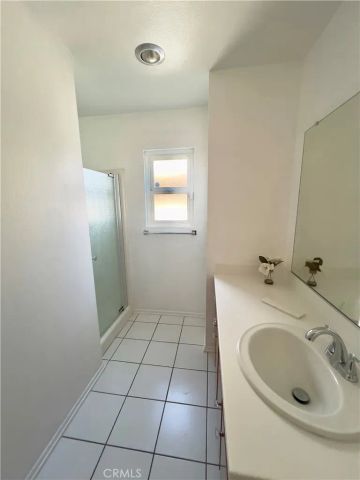 1521 W Westmont, Hemet, CA 92543