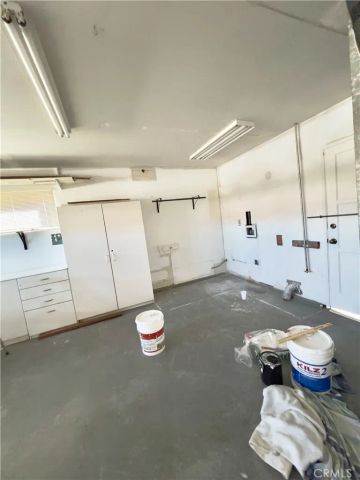 1521 W Westmont, Hemet, CA 92543