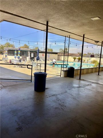 1521 W Westmont, Hemet, CA 92543