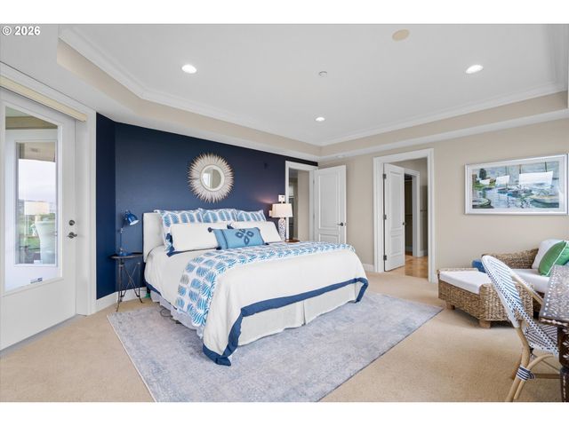 5615 Se SCENIC Ln 102, Vancouver, WA 98661