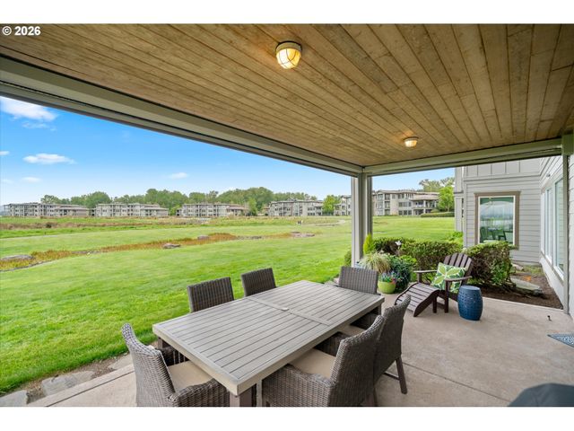 5615 Se SCENIC Ln 102, Vancouver, WA 98661