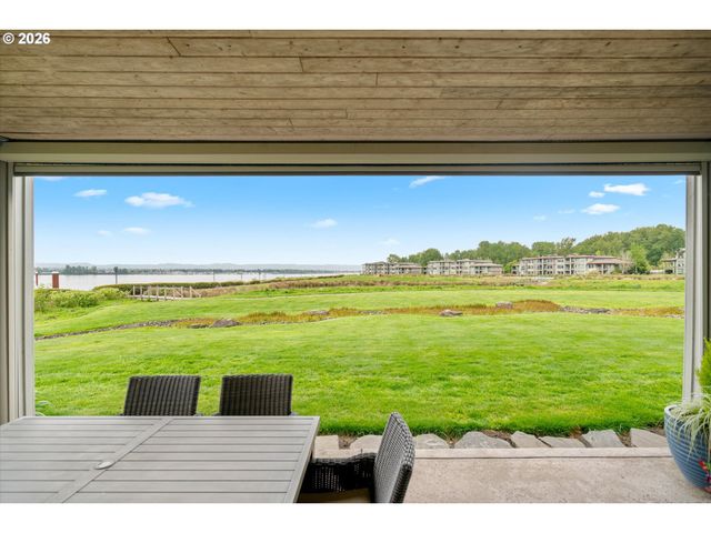 5615 Se SCENIC Ln 102, Vancouver, WA 98661