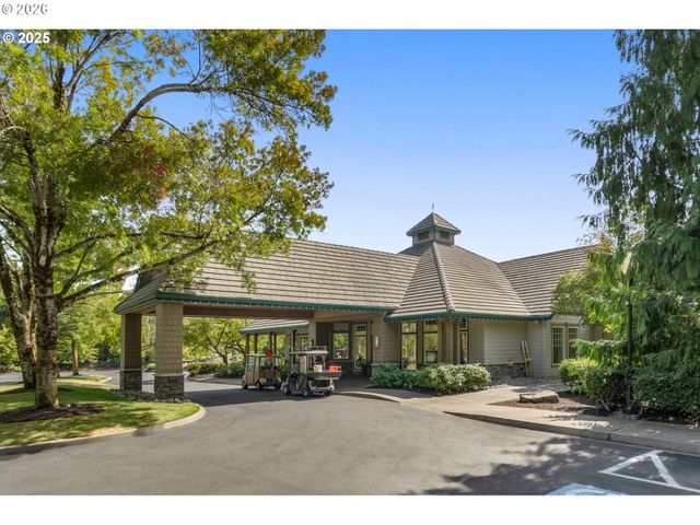 5615 Se SCENIC Ln 102, Vancouver, WA 98661