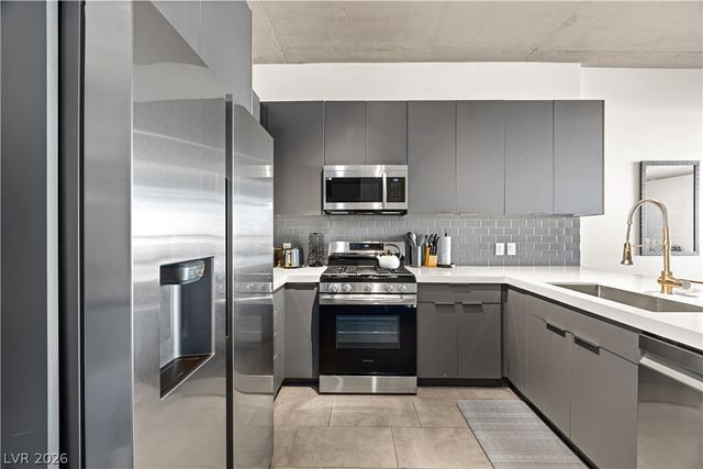 353 East Bonneville Avenue 505, Las Vegas, NV 89101