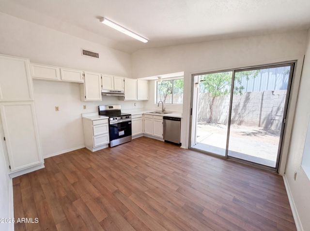 4461 N 84TH Avenue, Phoenix, AZ 85037