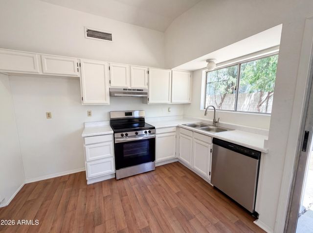 4461 N 84TH Avenue, Phoenix, AZ 85037