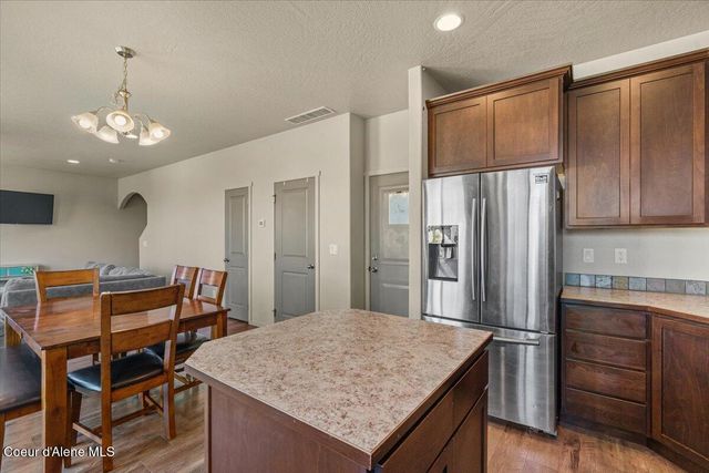 2097 W CALAWAH AVE, Post Falls, ID 83854