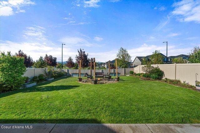 2097 W CALAWAH AVE, Post Falls, ID 83854