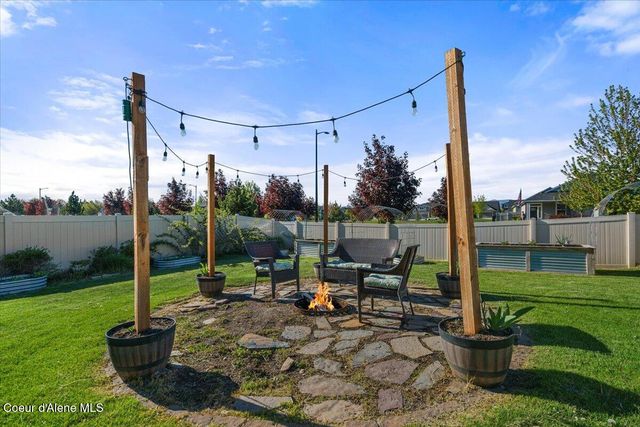 2097 W CALAWAH AVE, Post Falls, ID 83854