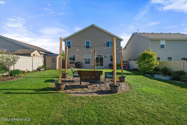 2097 W CALAWAH AVE, Post Falls, ID 83854
