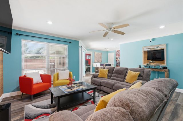 2237 Shady Brook Drive, Bedford, TX 76021