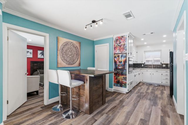 2237 Shady Brook Drive, Bedford, TX 76021