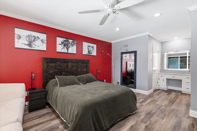 2237 Shady Brook Drive, Bedford, TX 76021
