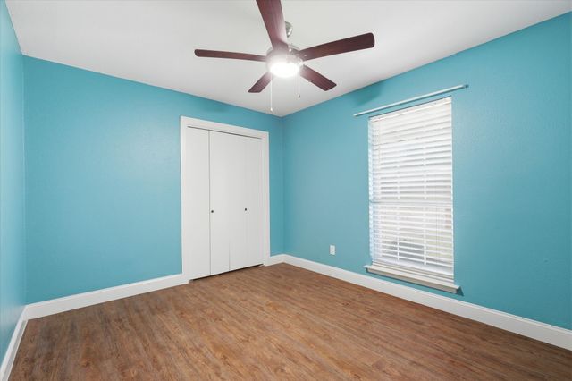 2237 Shady Brook Drive, Bedford, TX 76021