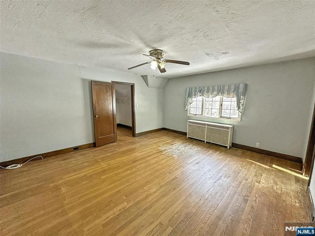 112 Oxford Place, Glen Rock, NJ 07452