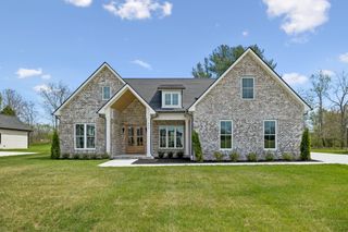 405 Chestnut Oak Ave, Smithville, TN 37166