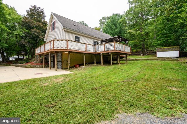 298 ASHLAND WOODS DR, Harpers Ferry, WV 25425