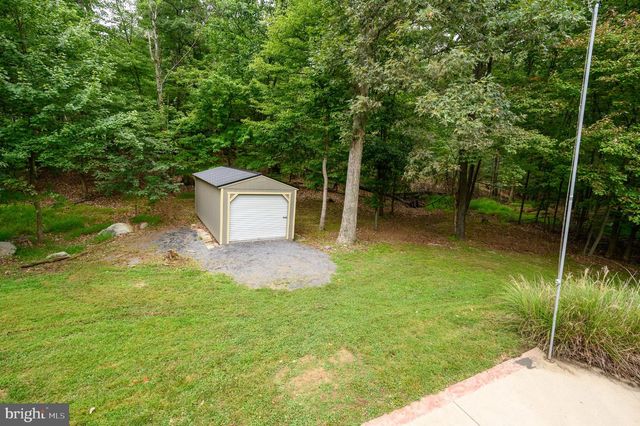 298 ASHLAND WOODS DR, Harpers Ferry, WV 25425