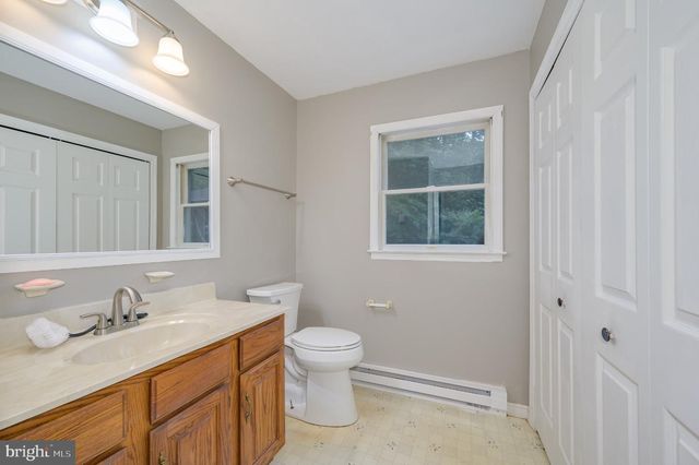 298 ASHLAND WOODS DR, Harpers Ferry, WV 25425