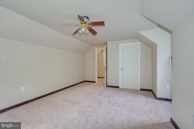 298 ASHLAND WOODS DR, Harpers Ferry, WV 25425