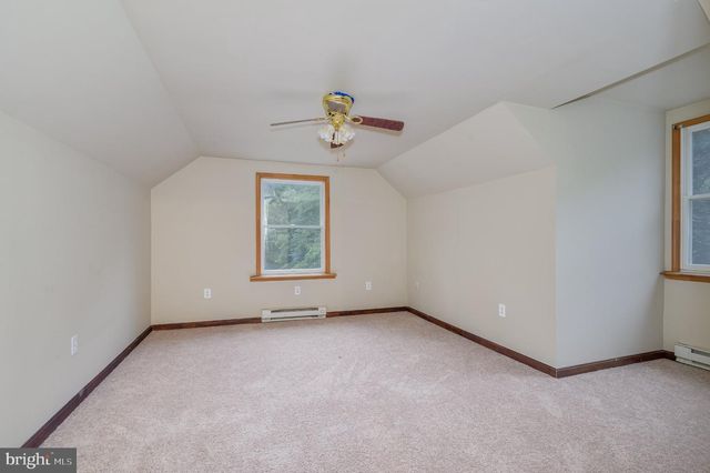298 ASHLAND WOODS DR, Harpers Ferry, WV 25425