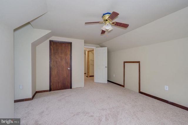298 ASHLAND WOODS DR, Harpers Ferry, WV 25425