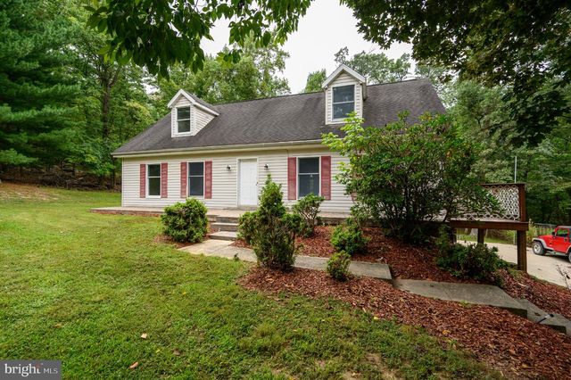 298 ASHLAND WOODS DR, Harpers Ferry, WV 25425