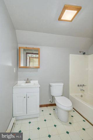 298 ASHLAND WOODS DR, Harpers Ferry, WV 25425