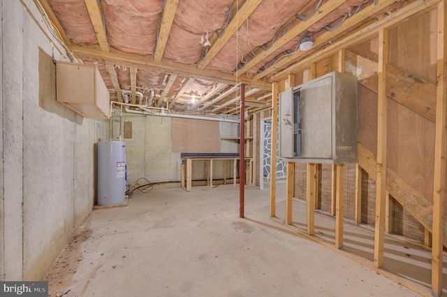 298 ASHLAND WOODS DR, Harpers Ferry, WV 25425