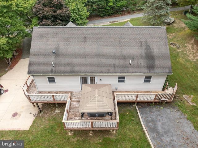 298 ASHLAND WOODS DR, Harpers Ferry, WV 25425